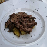 Medè Nourriture