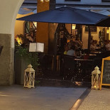 Hellweger's Pizzeria Extérieur