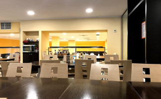 City Life Caffè inside