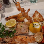 Cozzaro Pazzo Nourriture