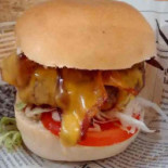 Burbee Nourriture