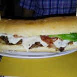 Utopia Pub Nourriture