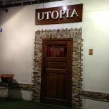 Utopia Pub À l'intérieur