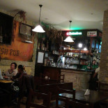 Utopia Pub À l'intérieur