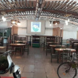 Utopia Pub À l'intérieur