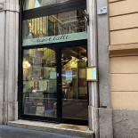Risoelatte outside