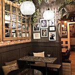 Bistrò À l'intérieur