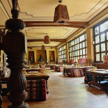 Bussarakham À l'intérieur