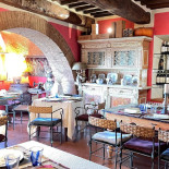 Degli Archi inside