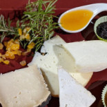Degli Archi food
