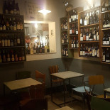 Vinello A Milano inside