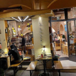 Enoteca La Dolce Vita Montepulciano inside