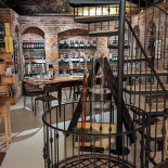Enoteca La Dolce Vita Montepulciano inside