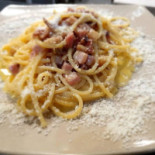 We Uagliò Comida