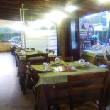 Pizzeria Lo Chalet inside