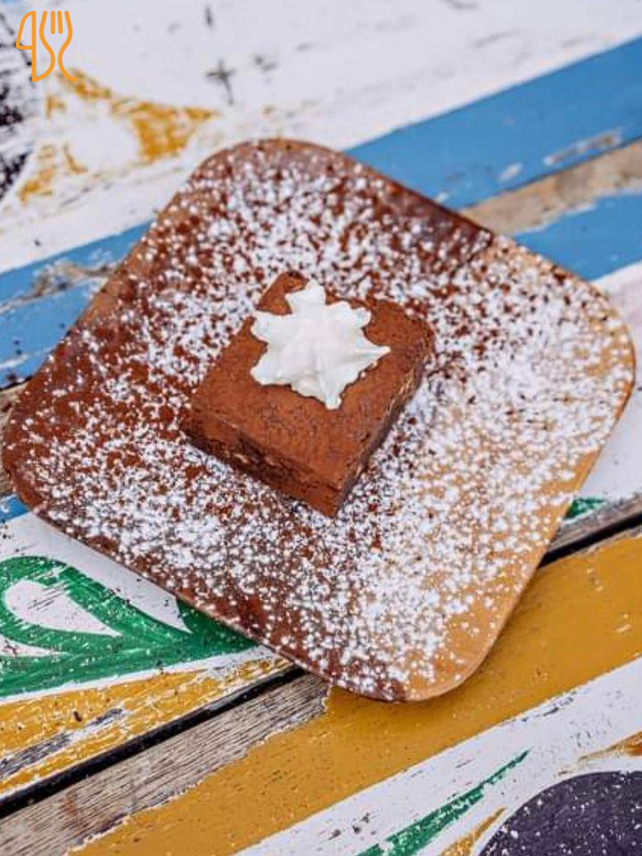 Momo Milano Carta