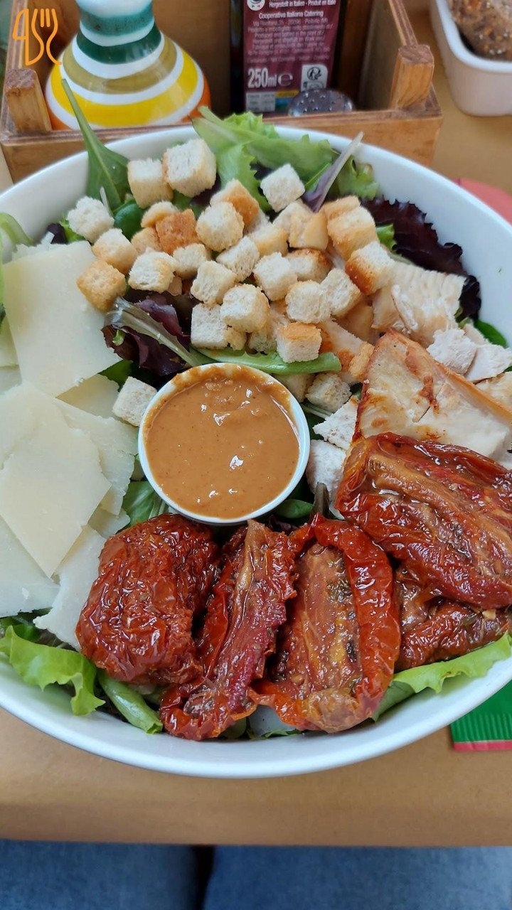 Momo Milano Comida