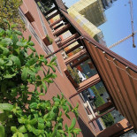 Le Clochard Cafe Exterior