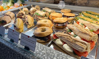 Al Bacio Turati Colazioni, Pranzi, Aperitivi E Cene Casual Gourmet food