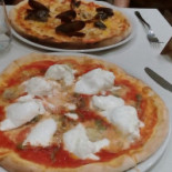 Pizzeria 2 Gusti Comida