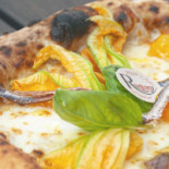 I Resilienti Pizza E Fritti D'autore food