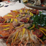 Lo Scoglio food