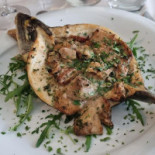 Lo Scoglio food