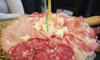 Vinoteca Modena food