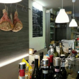 Vinoteca Modena drink