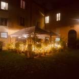 Zelmira outside