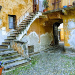 Agnello Exterior