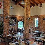 Roadhouse Modena Dentro