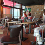 Roadhouse Modena Inside