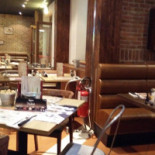 Roadhouse Modena Inside