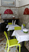 Pizzeria Robby inside