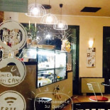 Roxy Café Dentro