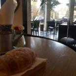 Roxy Café Dentro