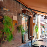 Manà Modena Exterior
