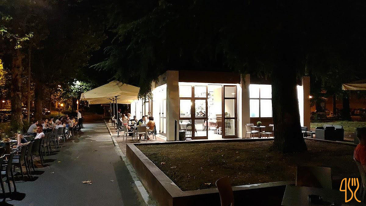 Elio Park Exterior