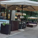 Elio Park Exterior