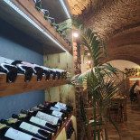La Bodega Argentina Exterior