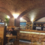 La Bodega Argentina Dentro