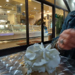 Gelateria Vignolese outside