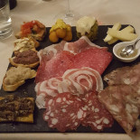 Gatto Bianco Comida