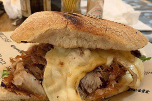 Mazzella Gastropub food