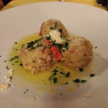 Bellavita Pizzeria food