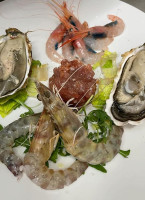 Aris Pizzeria Wine Pub food