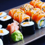 Meet Sushi Nourriture