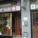 Meet Sushi Extérieur