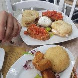 Donn' Angelin food